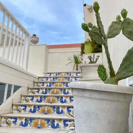 Casa Campisi A 100 Mt Dal Mare 3*
