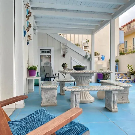 Πανσιόν Casa Campisi A 100 Mt Dal Mare 3*
