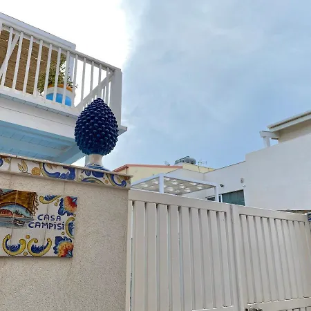 Casa Campisi A 100 Mt Dal Mare ゲストハウス