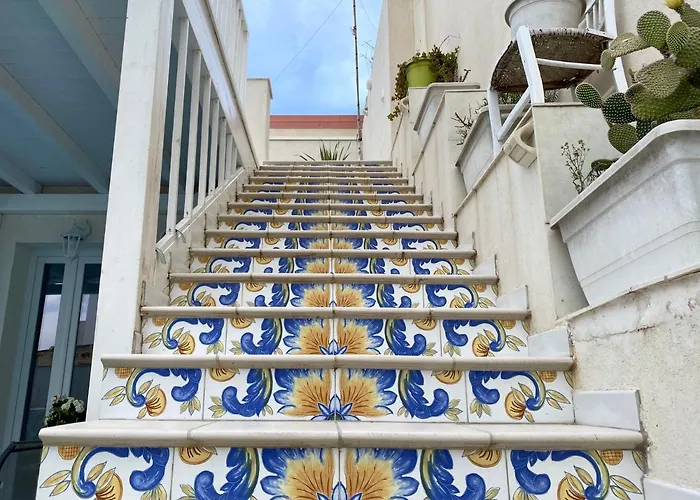 Casa Campisi A 100 Mt Dal Mare 招待所 3*